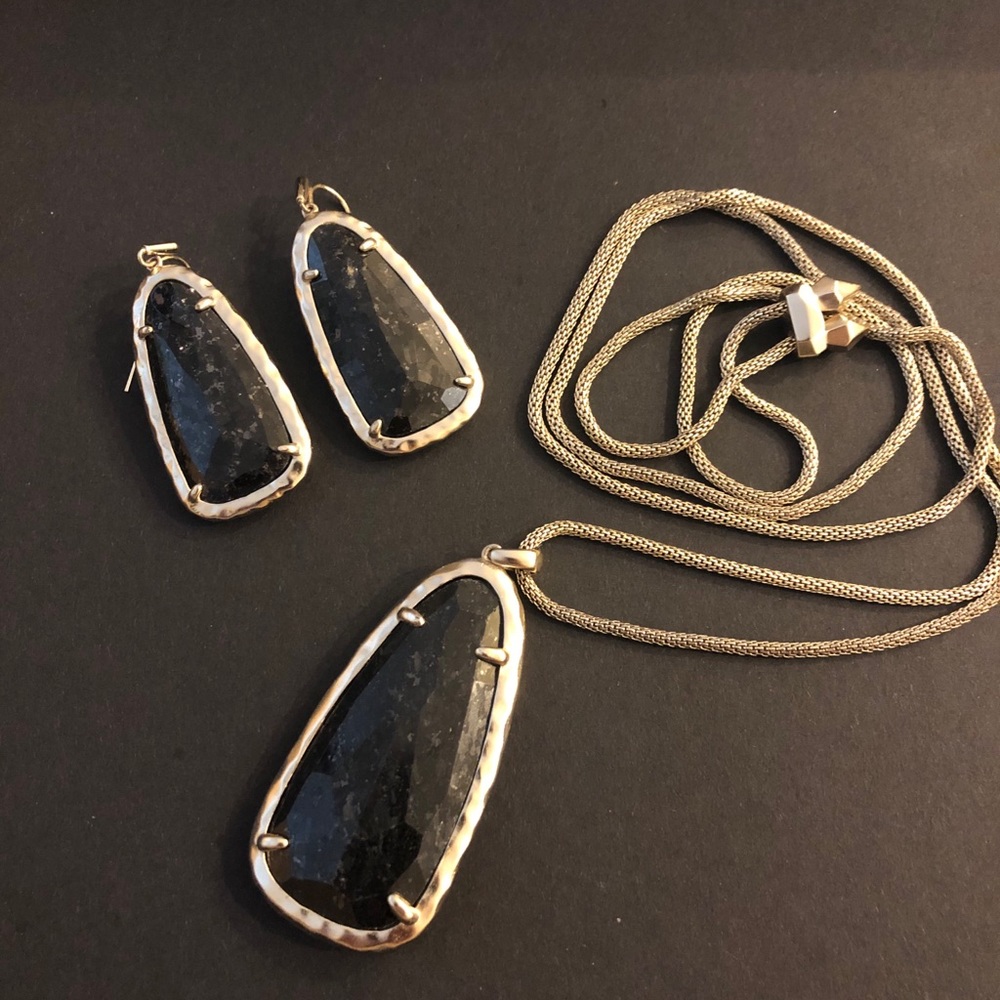 Kendra Scott Earrings and Necklace set